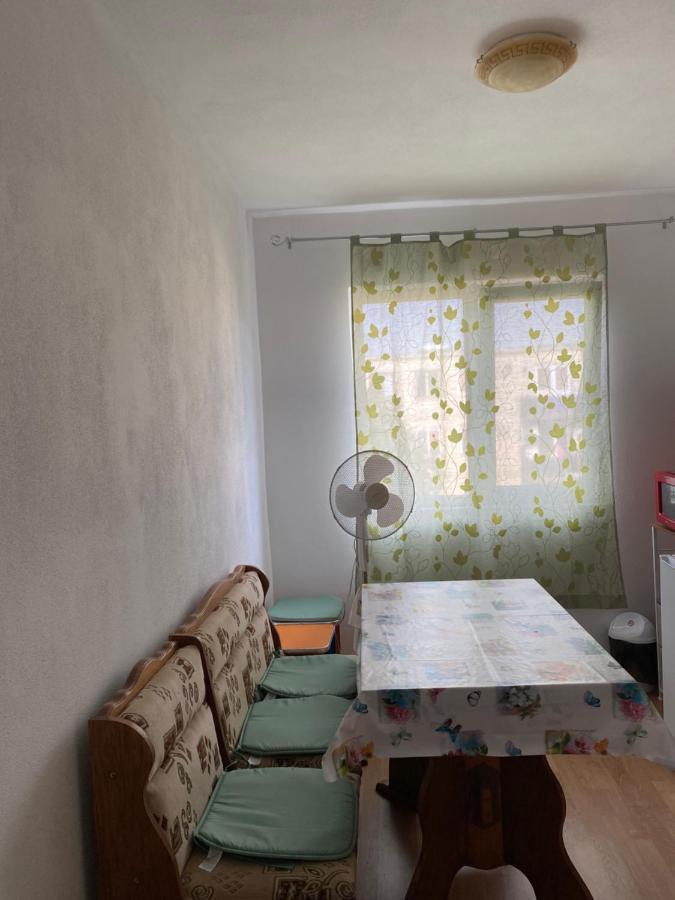 Апартаменти Apartament Ally'S Оршова Екстер'єр фото